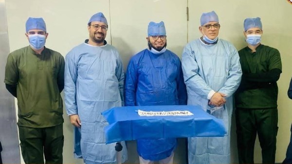 الفريق الطبي بمستشفى كفر الشيخ العام 