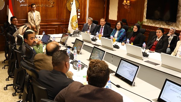 وزيرة التنمية المحلية 