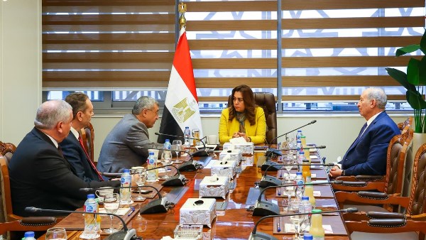 اجتماع وزيرة التنمية المحلية 