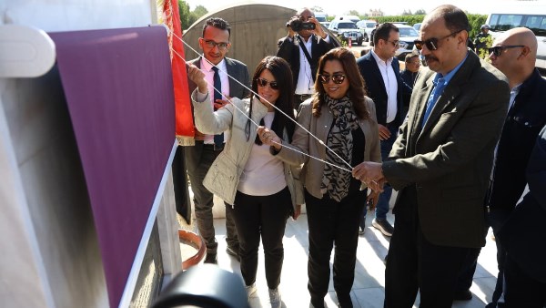 وزيرتا التنمية المحلية والتخطيط 