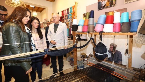 وزيرتا التنمية المحلية والتخطيط