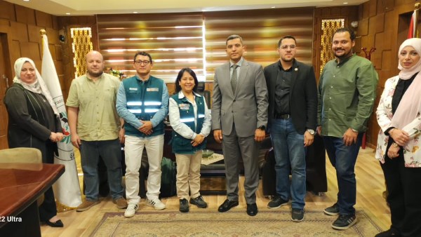 افتتاح السوق البيروفي 