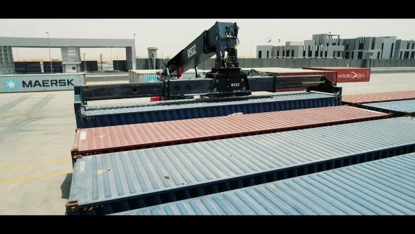 ميناء أكتوبر الجاف 