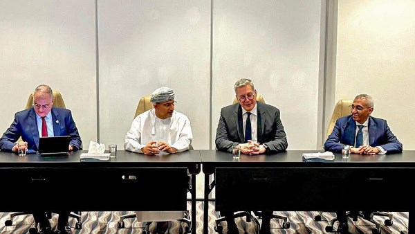 وزير البترول يبحث تعميق التعاون بين  نفط عمان والشركات المصرية