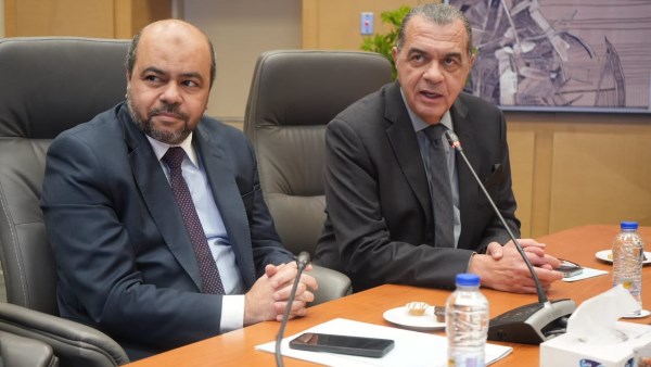 «كجوك» يشهد قرعة «تأشيرات الحج» للعاملين بوزارة «المالية»