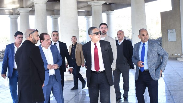 رئيس هيئة الاستثمار يتفقد أول منطقة استثمارية طبية متكاملة مملوكة للهيئة