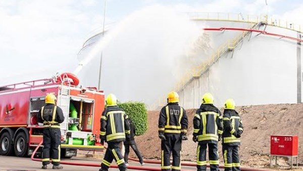 لأهداف السلامة.. البترول تجرى تجربة حريق وهمية بمعمل ميدور بالإسكندرية لأهداف السلامة.. البترول تجرى تجربة حريق وهمية بمعمل ميدور بالإسكندرية