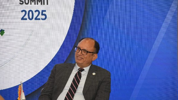 رئيس جامعة حلوان 