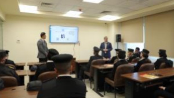 الدورة التدريبية