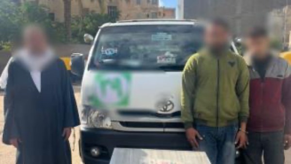 بينقلو الناخبين للجان.. القبض على أنصار مرشح بالبحيرة بينقلو الناخبين للجان.. القبض على أنصار مرشح بالبحيرة