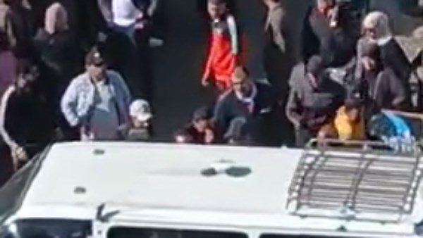 القبض على المتهمين بتوزيع أموال على الناخبين فى محيط لجنة ببورسعيد القبض على المتهمين بتوزيع أموال على الناخبين فى محيط لجنة ببورسعيد