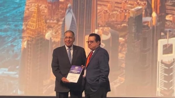 الدكتور شريف عزت عبد العزيز عزت