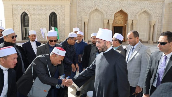 وزير الأوقاف يفتتح دورة تدريبية لأئمة ماليزيا بمسجد مصر الكبير