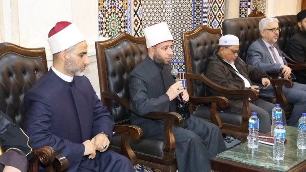وزير الأوقاف يشهد أمسية دينية بمسجد الحسين