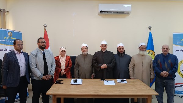 رئيس جامعة الأزهر يتفقد اختبارات مسابقة القرآن الكريم