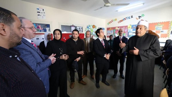 احدى جولات رئيس قطاع المعاهد الازهرية 