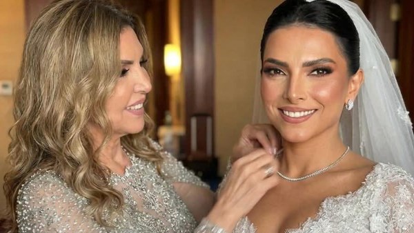 نادية مصطفي