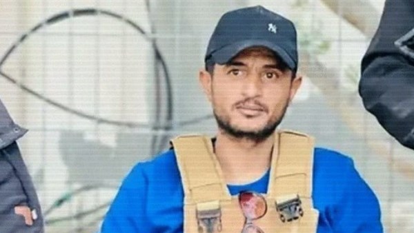 ياسر أبو شباب 