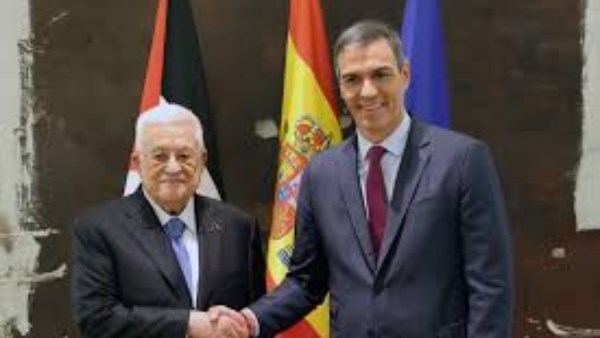 رئيس فلسطين مع رئيس وزراء إسبانيا