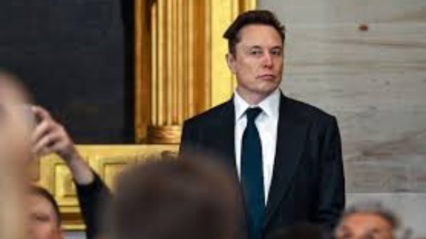 اتهام بالخيانة وتحذير من «جحيم شيوعي».. إيلون ماسك يشن هجومًا على إلهان عمر وعمدة نيويورك اتهام بالخيانة وتحذير من «جحيم شيوعي».. إيلون ماسك يشن هجومًا على إلهان عمر وعمدة نيويورك