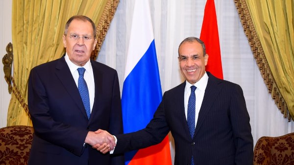 وزير الخارجية ونظيره الروسي