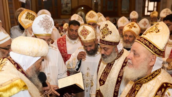 رسامة قمصان جديدان بإيبارشية بورسعيد في عيد رسامة قمصان جديدان بإيبارشية بورسعيد في عيد