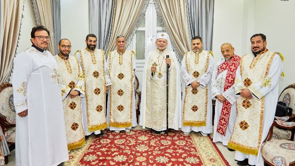 الأنبا بولا يترأس قداس المناولة الاحتفالية بكنيسة العذراء والملاك ميخائيل بالعاشر الأنبا بولا يترأس قداس المناولة الاحتفالية بكنيسة العذراء والملاك ميخائيل بالعاشر