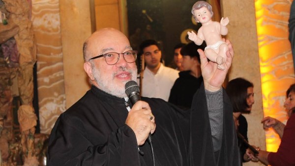 المطران جان ماري شامي يشهد حفل عيد الميلاد المجيد للتربية الدينية بكنيسة العذراء الطاهرة بمصر الجديدة المطران جان ماري شامي يشهد حفل عيد الميلاد المجيد للتربية الدينية بكنيسة العذراء الطاهرة بمصر الجديدة