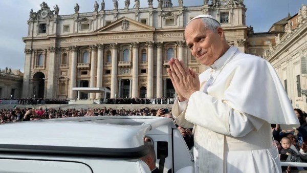 البابا لاون: الراحة الحقيقية تُولد من الإصغاء للقلب والعودة إلى محبة الله البابا لاون: الراحة الحقيقية تُولد من الإصغاء للقلب والعودة إلى محبة الله