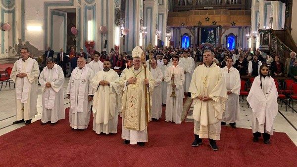 مطران الكنيسة اللاتينية يترأس احتفالات عيد الميلاد بكاتدرائية سانت كاترين بالإسكندرية مطران الكنيسة اللاتينية يترأس احتفالات عيد الميلاد بكاتدرائية سانت كاترين بالإسكندرية