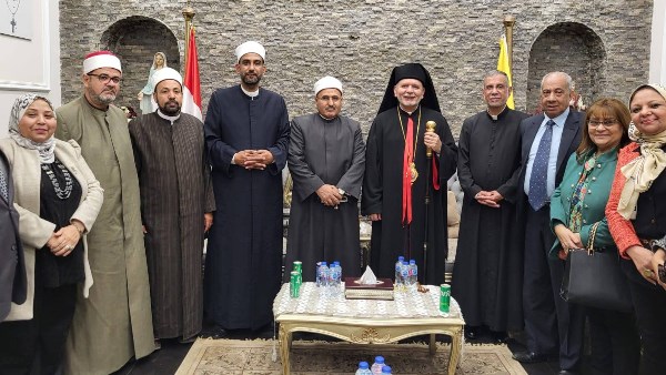 التهنئة بعيد الميلاد المجيد 