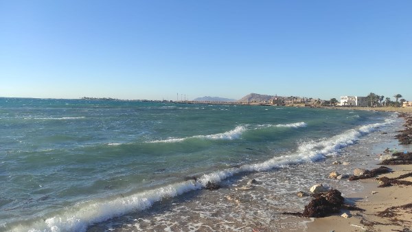 الطقس بجنوب سيناء ارتفاع الأمواج 