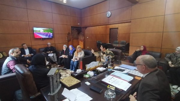 سكرتير عام مساعد الدقهلية يترأس اجتماع لجنة مراقبة مشروع تدوير المخلفات الصلبة