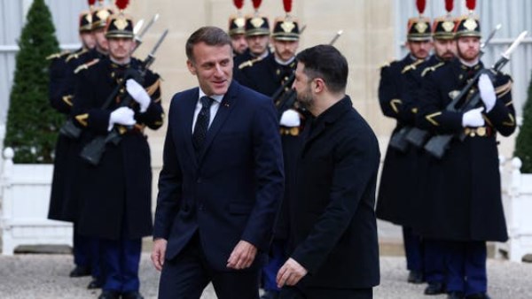 زيلينسكي وماكرون