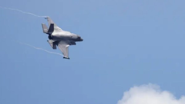 طائرات إف-35 المقاتلة