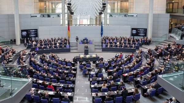 لا إنترنت داخل البرلمان الألماني.. فهل روسيا هي الفاعل؟ لا إنترنت داخل البرلمان الألماني.. فهل روسيا هي الفاعل؟