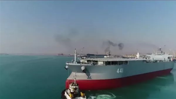 ناقلة بحرية كبيرة