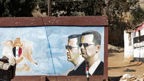 رسمة جدارية للأسد