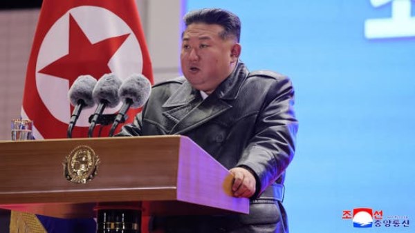 الزعيم الكوري الشمالي كيم جونج أون 