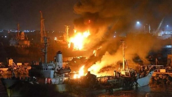 استهداف السفينتين