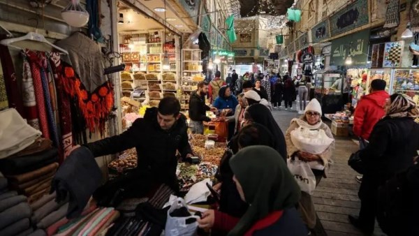 إيران تعيش اضطرابات صعبة