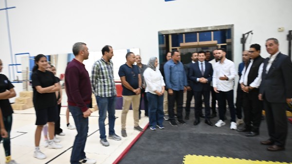 وزير الشباب والرياضة