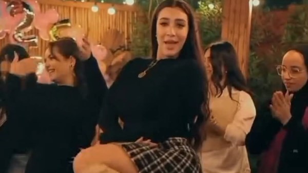 شروق قاسم طبيبة راقصة 