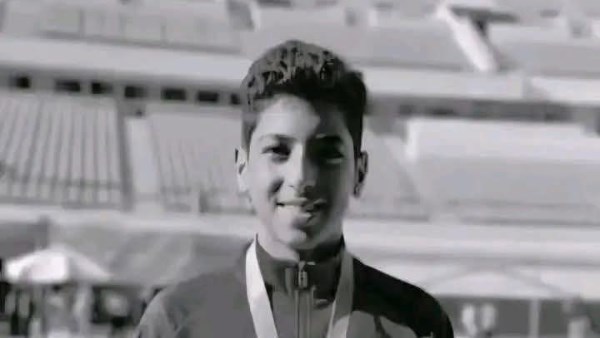 لاعب نادي الزهور