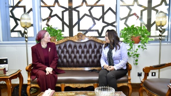 بحث سبل إلتزام مصر بتنفيذ إتفاقياتها الدولية وإرتباط قضية التصحر بتدهور الأراضى