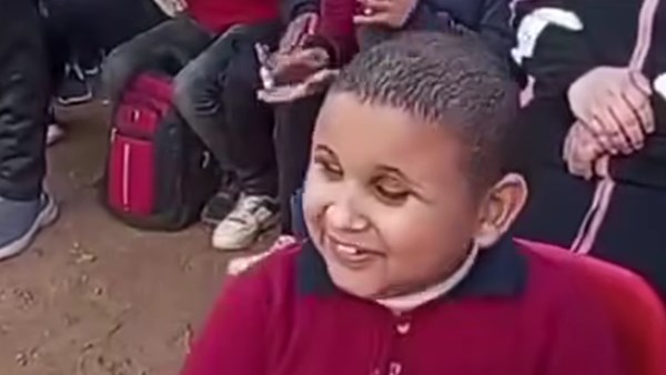 الطفل الكفيف زياد