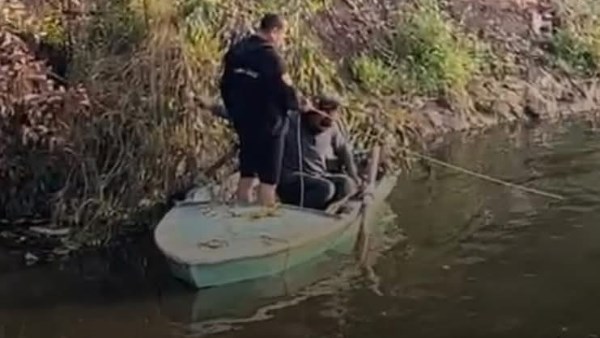 لحظة البحث عن جثمان الرضيع