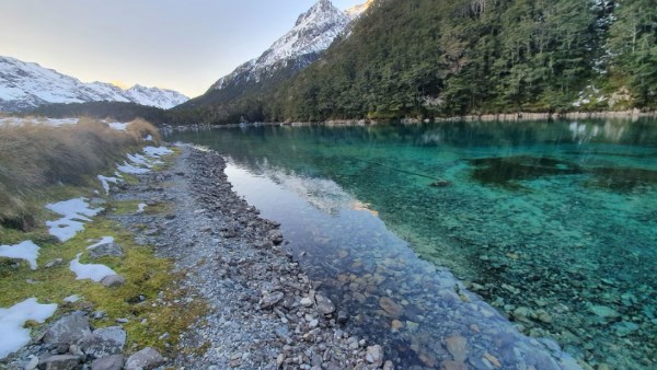 أنقى بحيرة في العالم