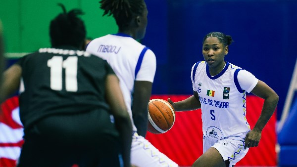 فيل دو داكار السنغالي