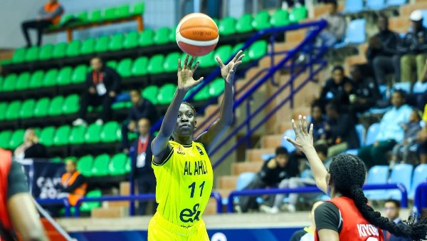 سيدات الفريق الأول لكرة السلة بالنادي الاهلي